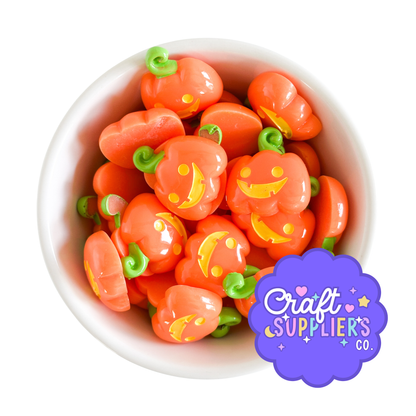 Flat Back Pumpkin Charms – Resin Jack-O-Lanterns – Halloween Craft Embellishments – Set of 4